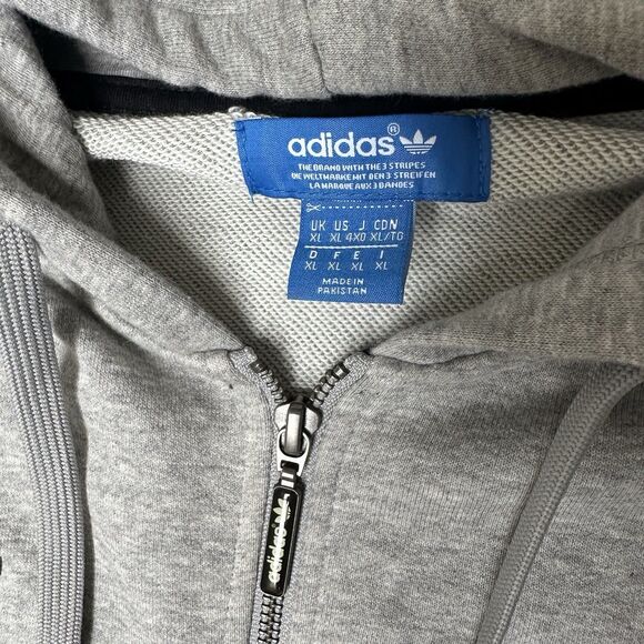 REAL MADRID LA LIGA LEGENDS FOOTBALL SOCCER JACKET ADIDAS MENS sz XL - Picture 5 of 8